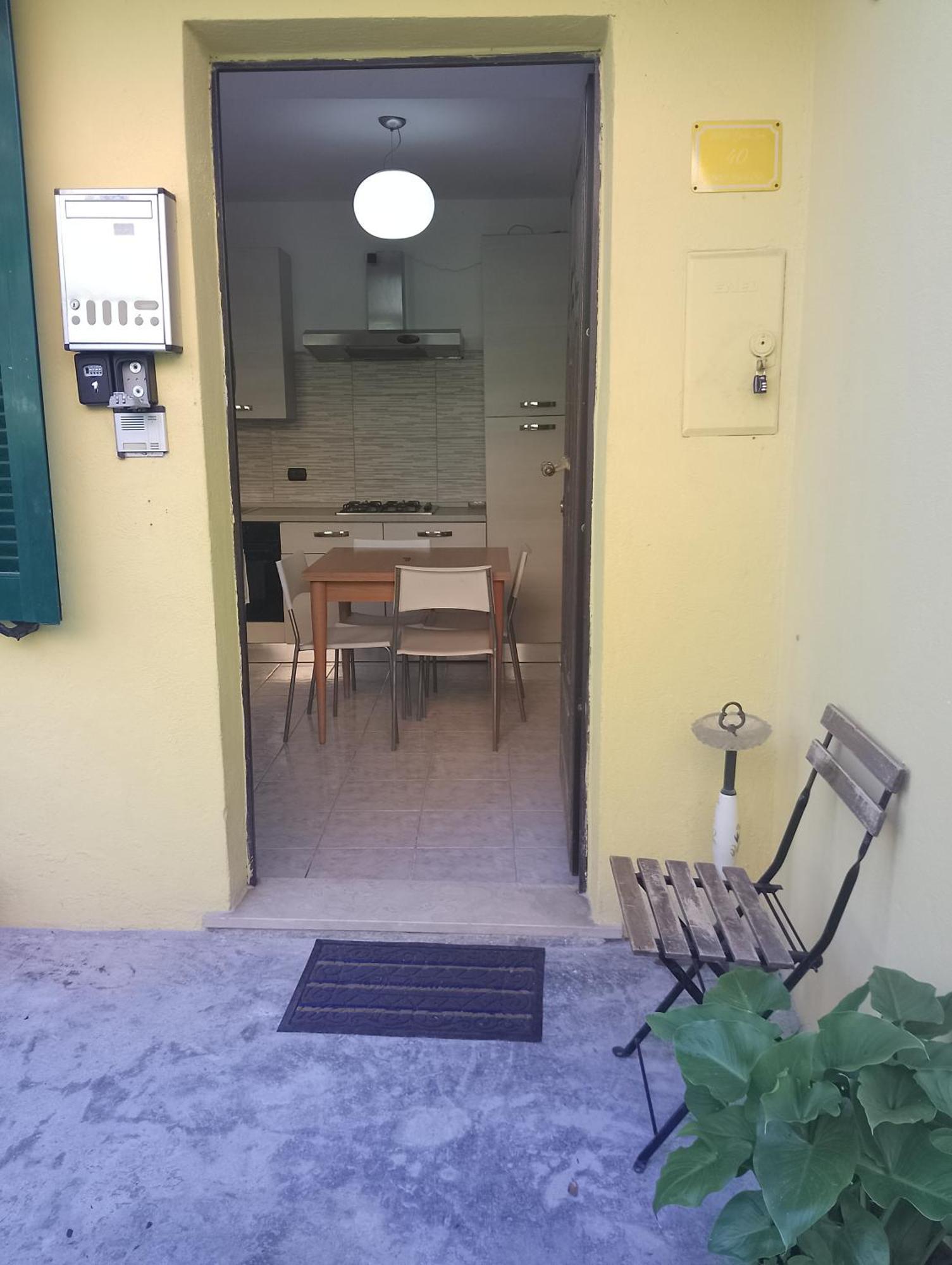 Giallo Sole Colleferro Bagian luar foto