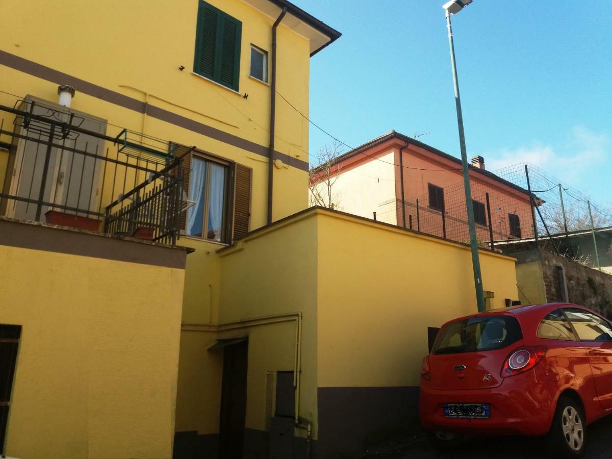 Giallo Sole Colleferro Bagian luar foto